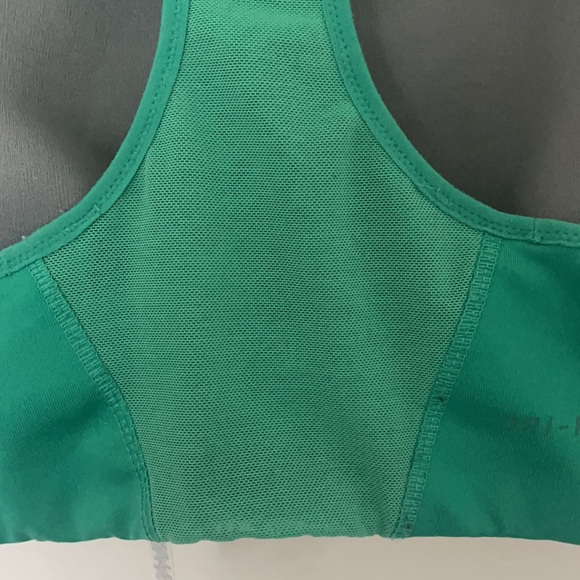 Nike Dri-Fit Low Impact Sports Bra in Green - Women’s Medium - Picture 4 of 4